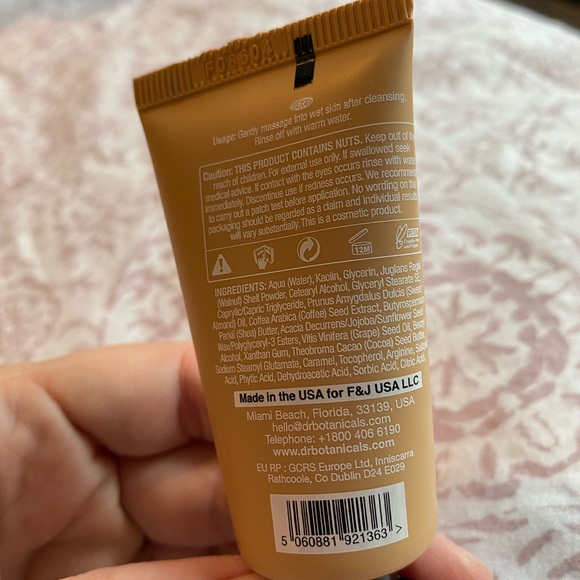 Dr. Botanicals Coffee & Walnut Facial Exfoliator Brand New Vegan & Cruelty Free - Picture 7 of 8